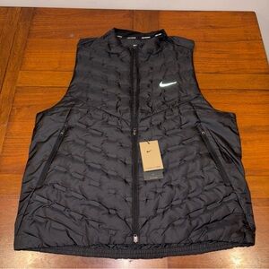 Nike Black Puffer Vest
